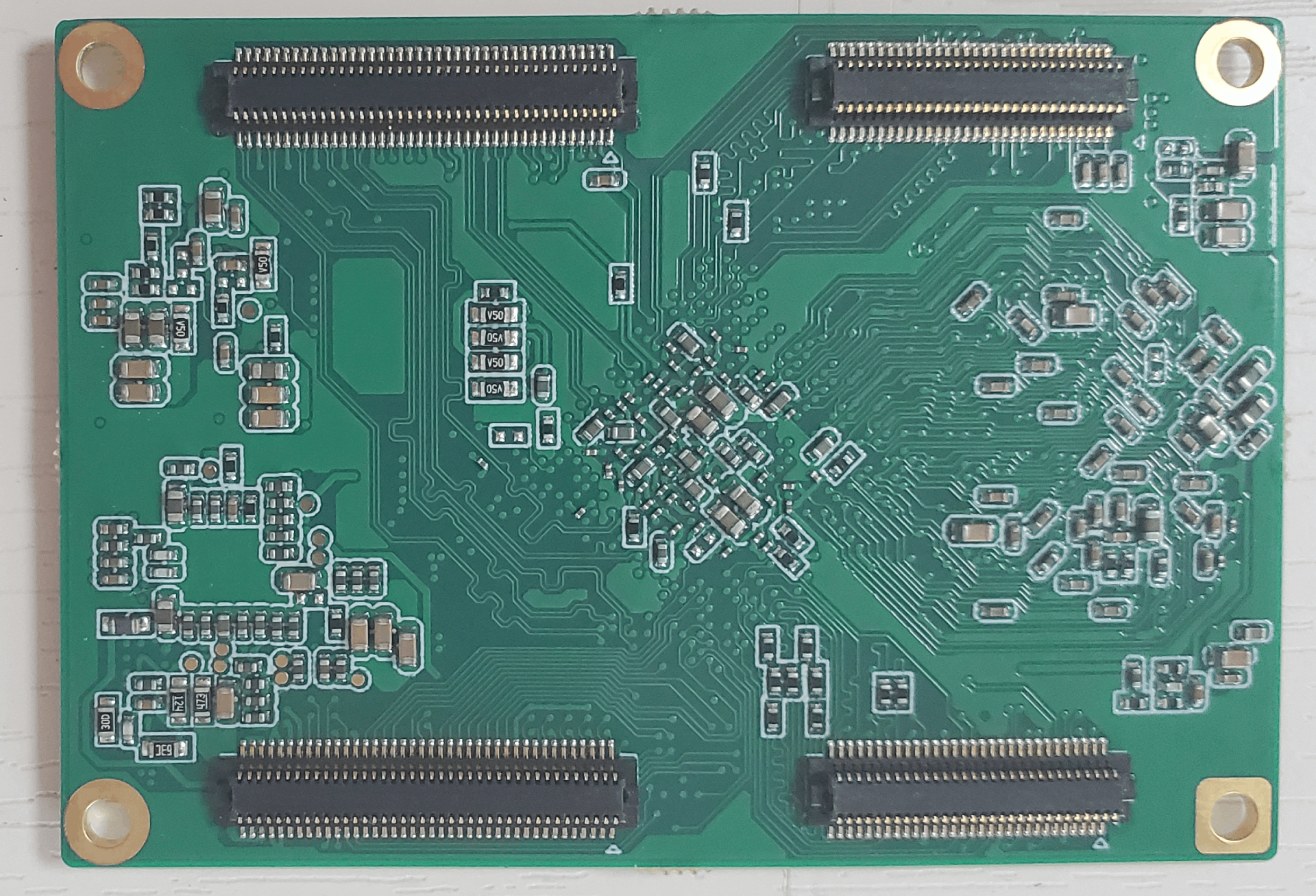 i2S3568B-bottom.png
